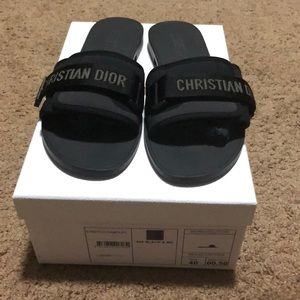 Christian Dior DIO(R)EVOLUTION SLIDE Black Size 40 💯